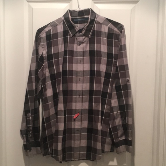 Perry Ellis button down - Picture 2 of 4